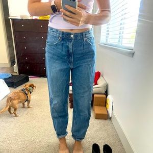 Gap high rise barrel Jean